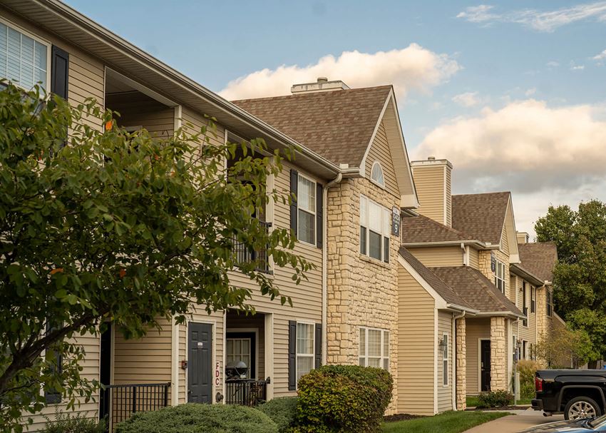 Pinnacle Pointe Apartments, 10460 Pflumm Rd, Lenexa, KS RentCafe